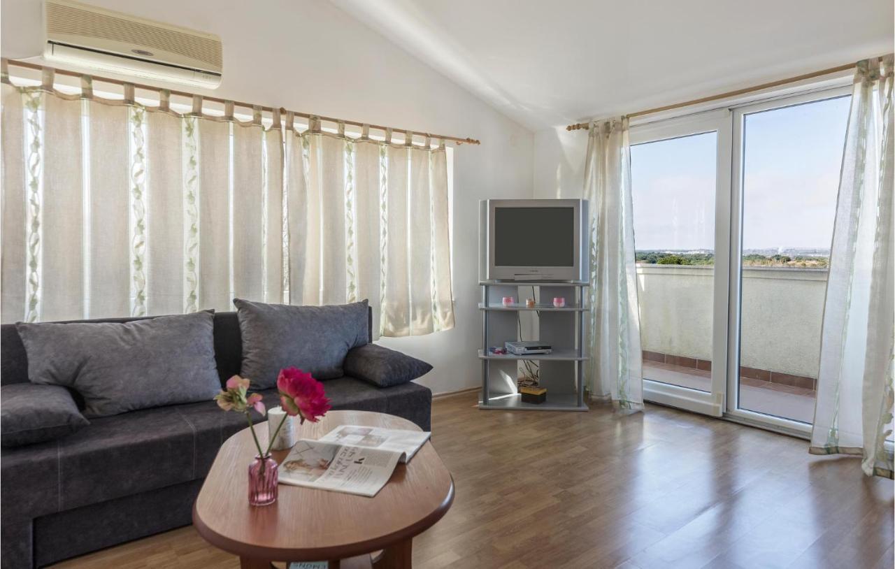 Awesome Apartment In Pula With 2 Bedrooms And Wifi Dış mekan fotoğraf